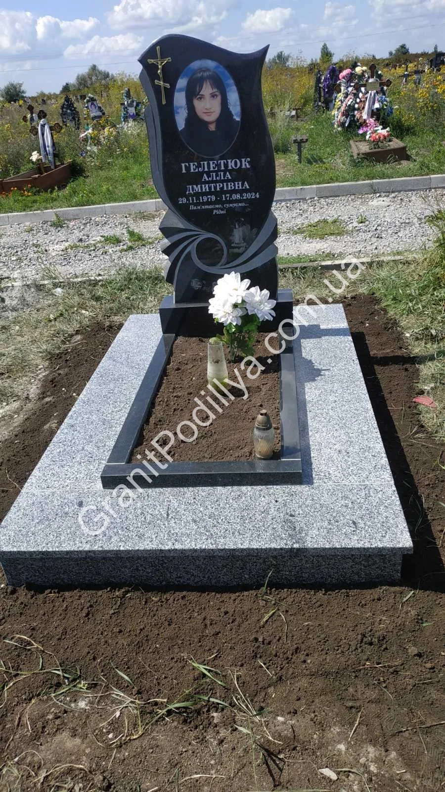 Подвійний пам'ятник з граніту - Кам'янець-Подільський | GranitPodillya